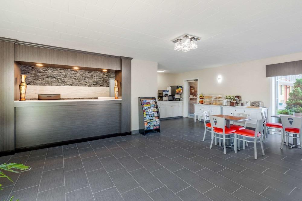 Rodeway Inn Мистик Экстерьер фото